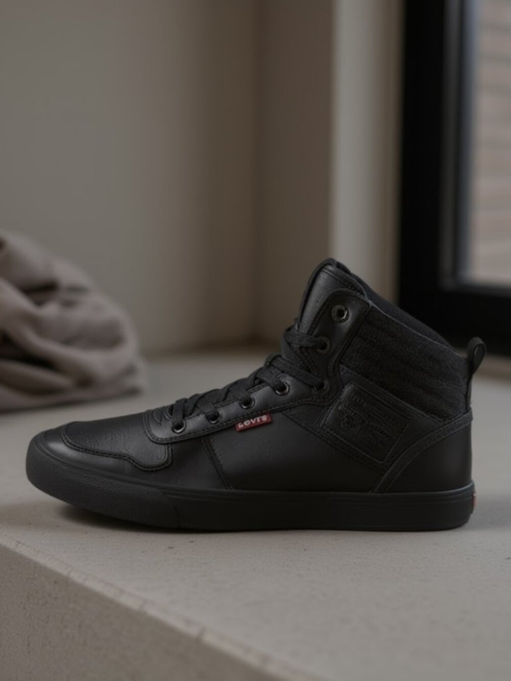 Levi's Men's Ace Millstone Denim High-Top Sneakers - Size 9.5 (Style 517425A48)
